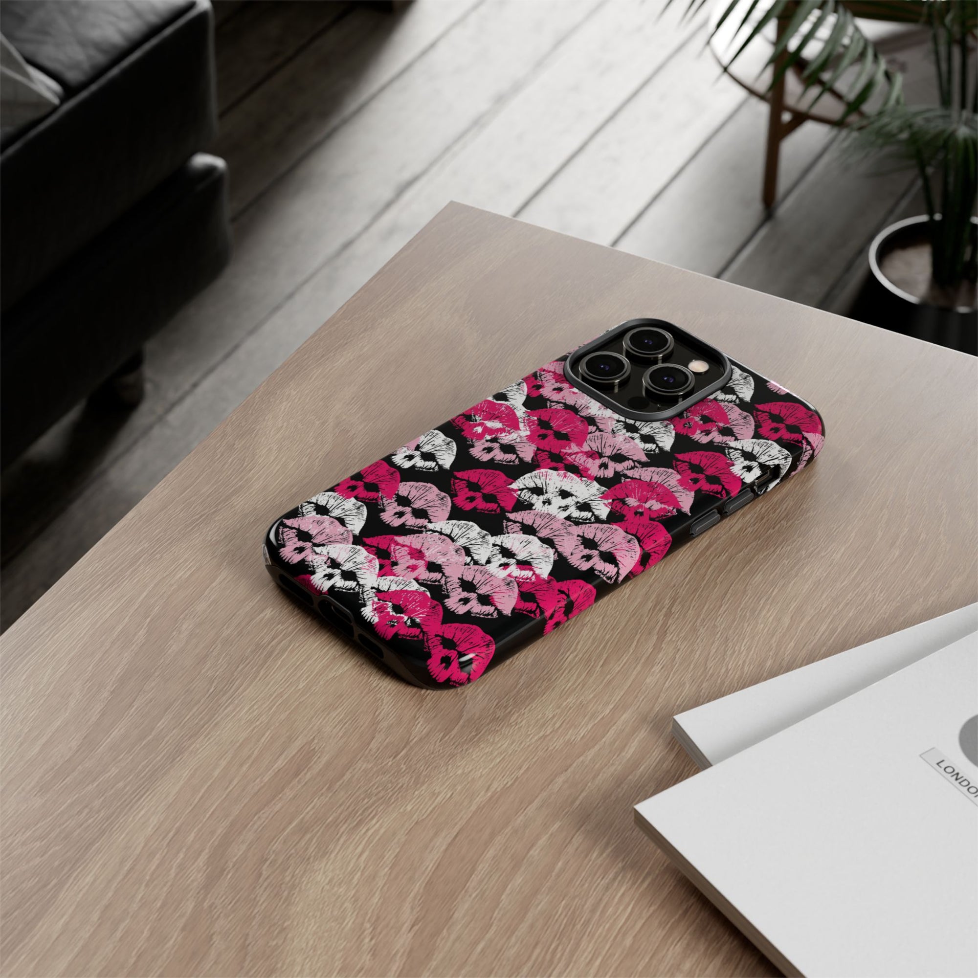 Kiss of Death Halloween Phone Case