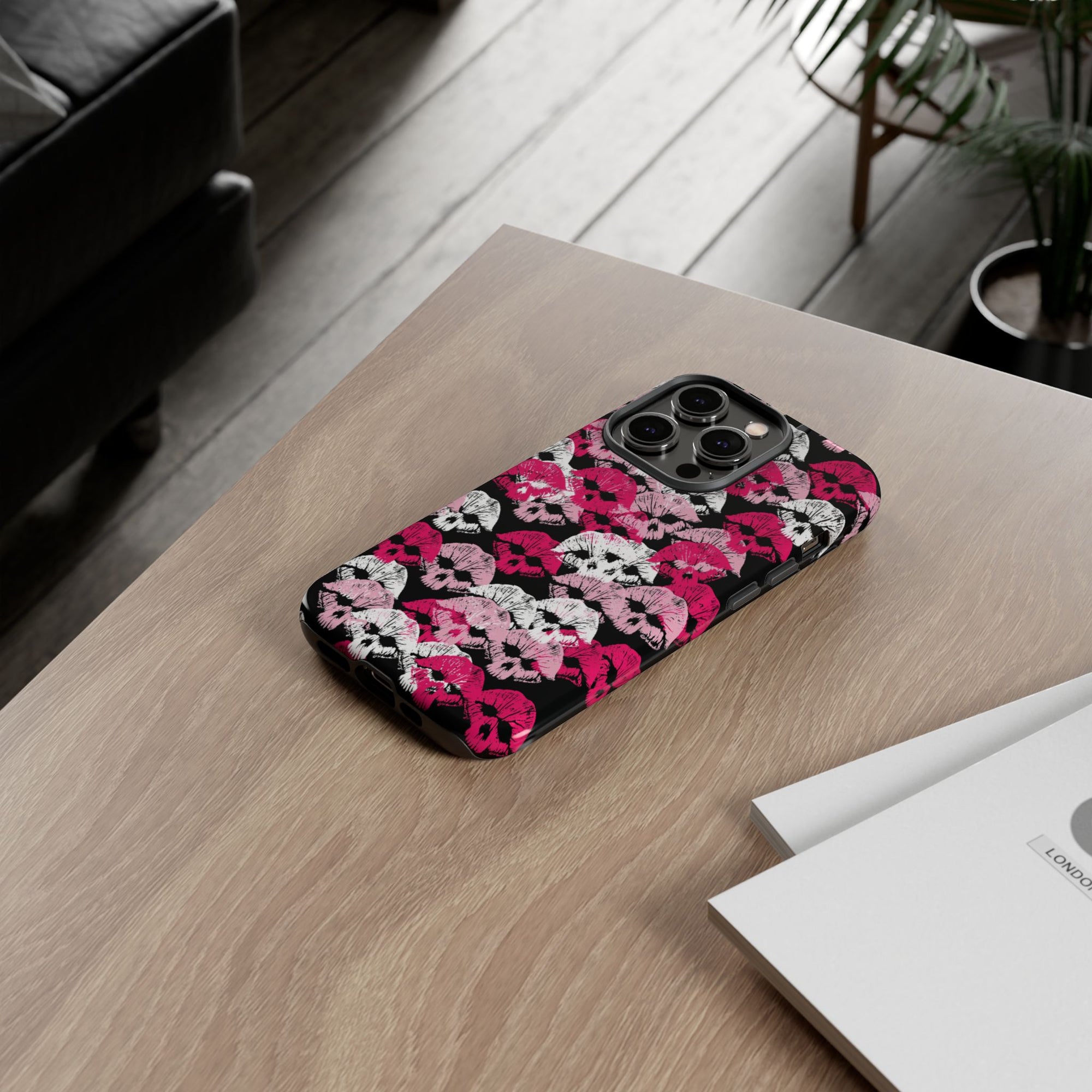 Kiss of Death Halloween Phone Case